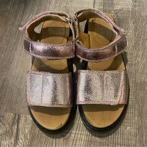 Dr. Marten youth sandals
